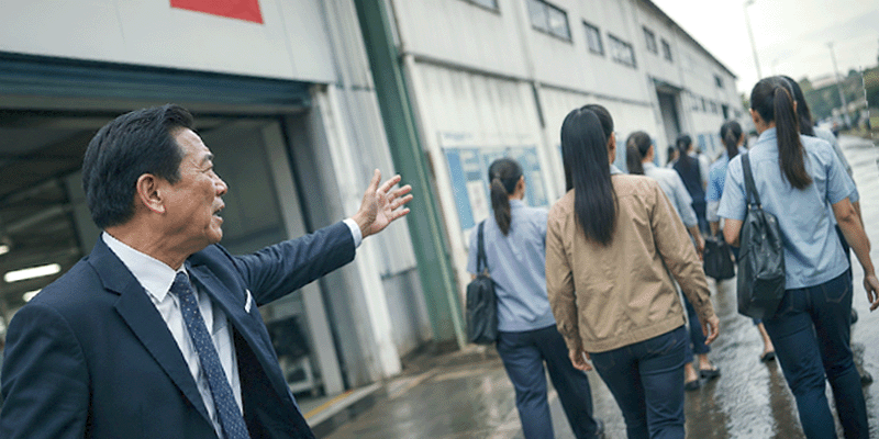 OSHIMA-Blog-Why-Low-Cost-Labor-Is-No-Longer-Enough-for-Garment-Manufacturing-800x400